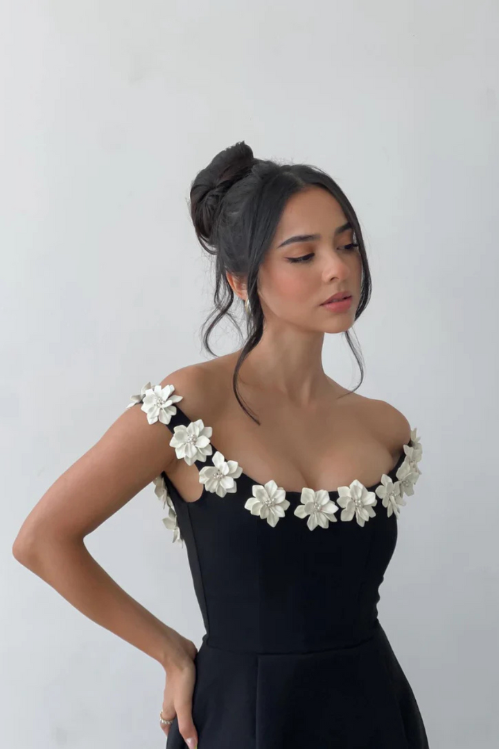 Ylaira | Florales Minikleid Für Damen | Schwarz