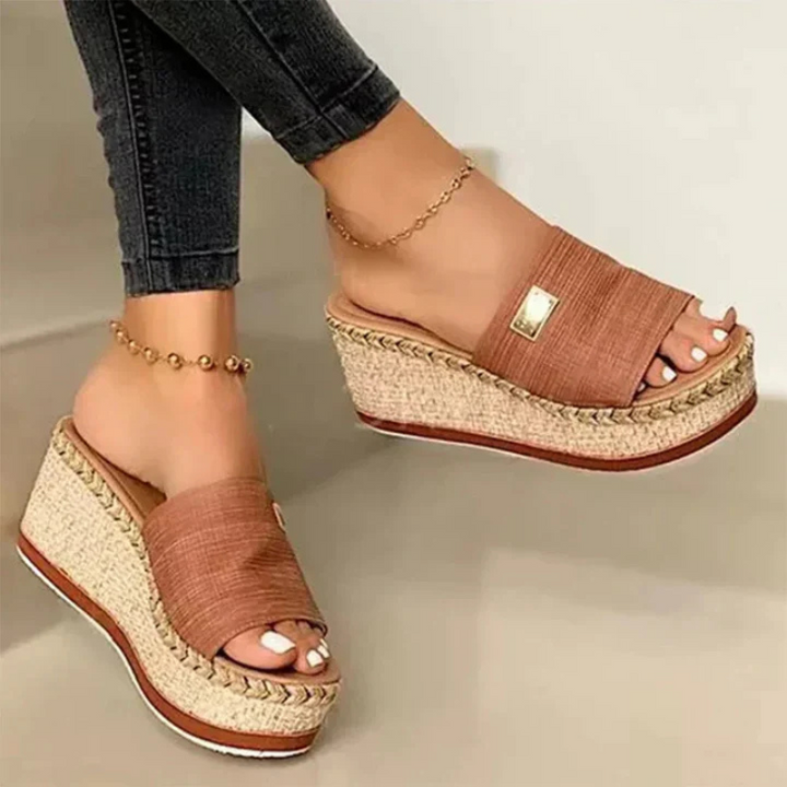 Sakura | Sommerliche Keilsandaletten für Damen | Orthopädische