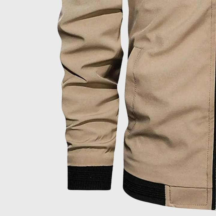 Max | Stylische Bomberjacke Für Herren | Übergänge